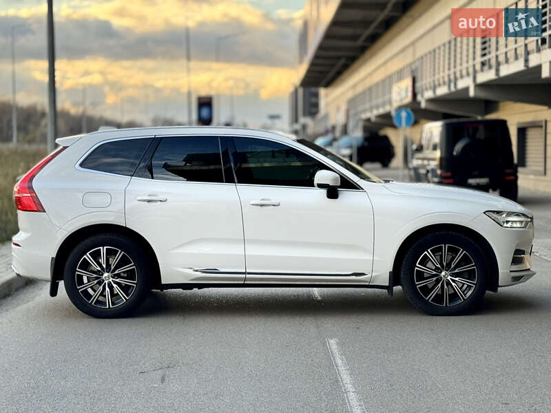 Позашляховик / Кросовер Volvo XC60 2020 в Києві