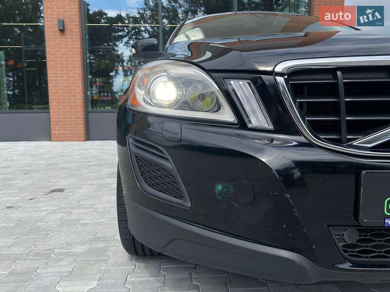 Позашляховик / Кросовер Volvo XC60 2011 в Києві