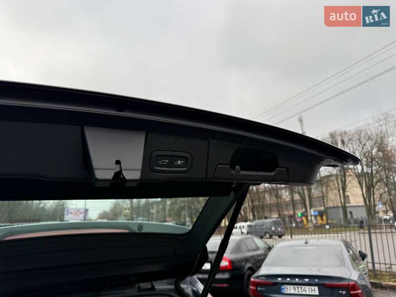 Внедорожник / Кроссовер Volvo XC60 2023 в Полтаве