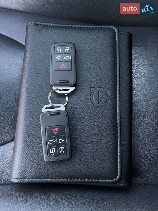 Внедорожник / Кроссовер Volvo XC60 2016 в Луцке фото 6 Внедорожник / Кроссовер Volvo XC60 2016 в Луцке