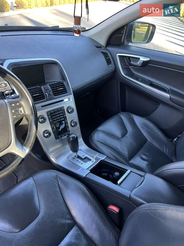 Внедорожник / Кроссовер Volvo XC60 2012 в Луцке