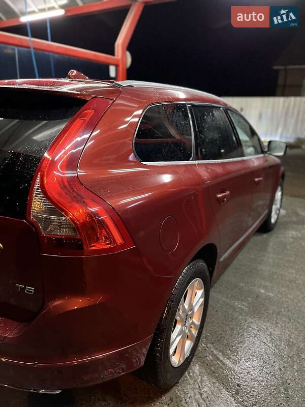 Внедорожник / Кроссовер Volvo XC60 2016 в Львове