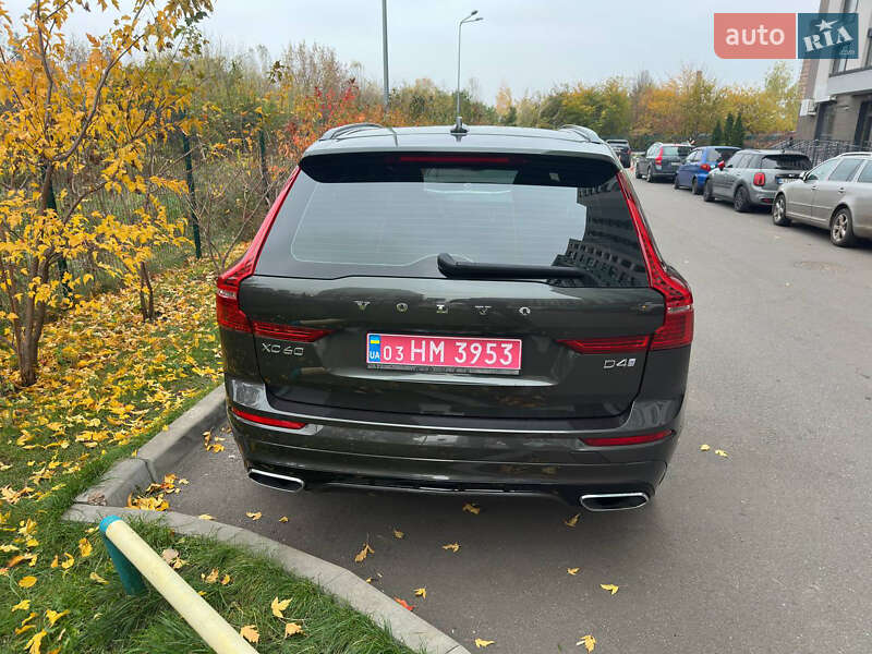 Внедорожник / Кроссовер Volvo XC60 2020 в Киеве