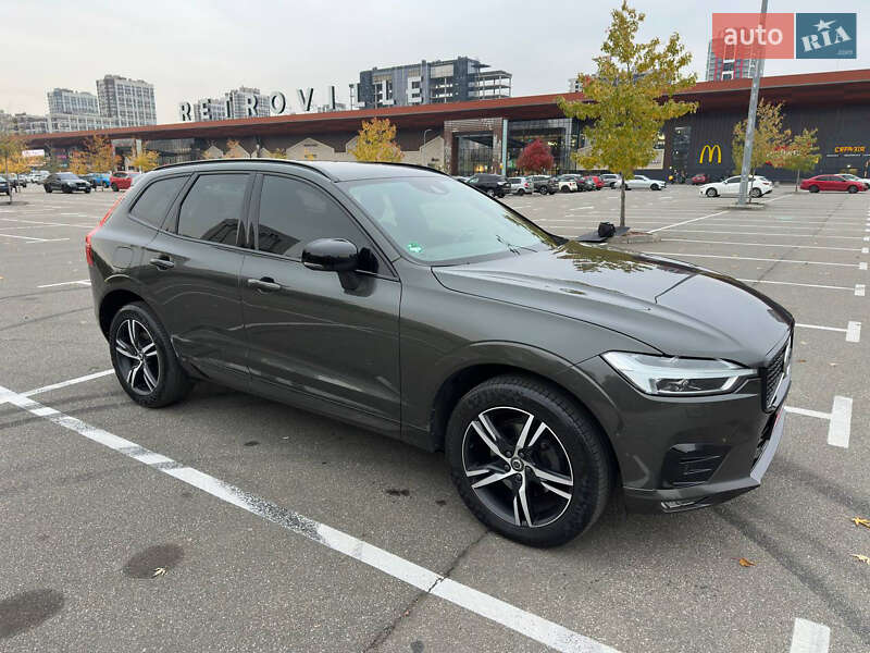 Внедорожник / Кроссовер Volvo XC60 2020 в Киеве