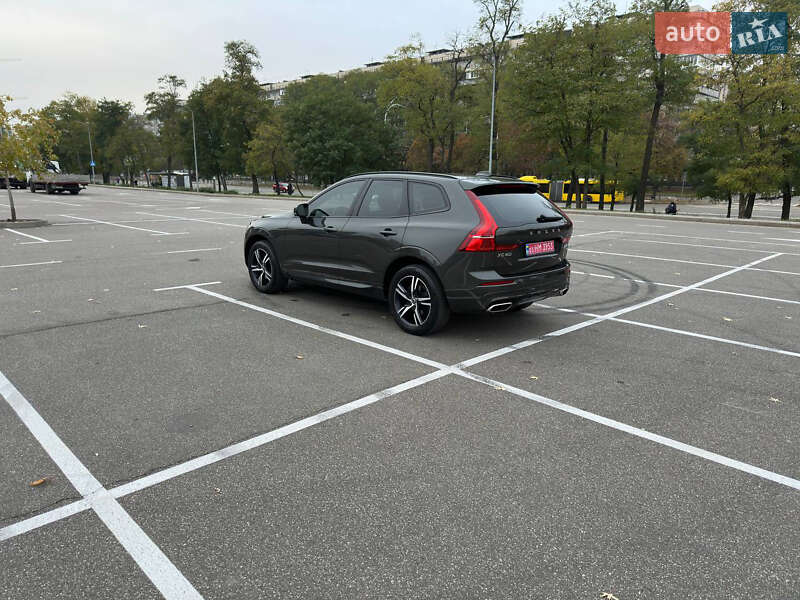 Внедорожник / Кроссовер Volvo XC60 2020 в Киеве
