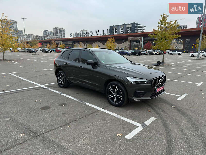 Внедорожник / Кроссовер Volvo XC60 2020 в Киеве
