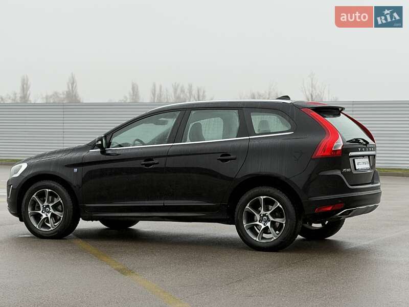 Позашляховик / Кросовер Volvo XC60 2016 в Києві