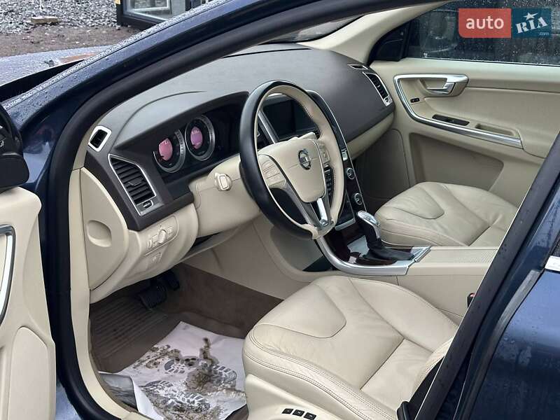 Внедорожник / Кроссовер Volvo XC60 2015 в Луцке