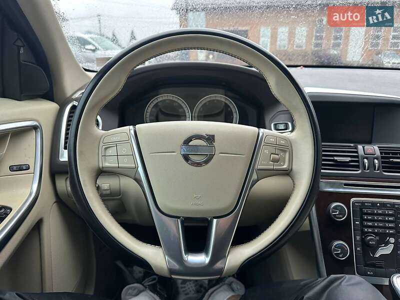 Внедорожник / Кроссовер Volvo XC60 2015 в Луцке