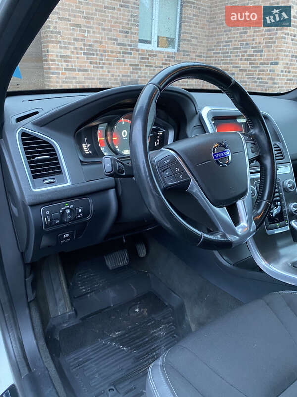 Внедорожник / Кроссовер Volvo XC60 2014 в Сарнах фото 37 Внедорожник / Кроссовер Volvo XC60 2014 в Сарнах