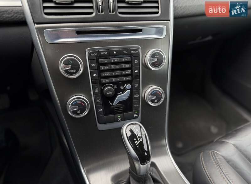 Позашляховик / Кросовер Volvo XC60 2013 в Стрию