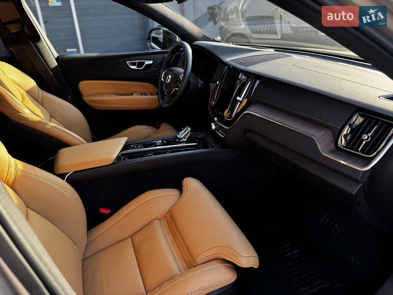 Внедорожник / Кроссовер Volvo XC60 2022 в Житомире фото 56 Внедорожник / Кроссовер Volvo XC60 2022 в Житомире