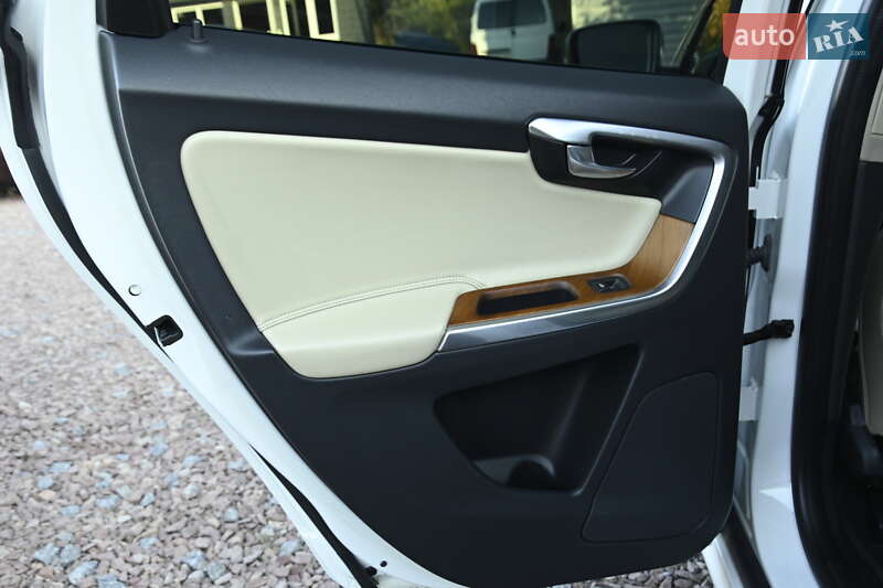 Позашляховик / Кросовер Volvo XC60 2017 в Бердичеві