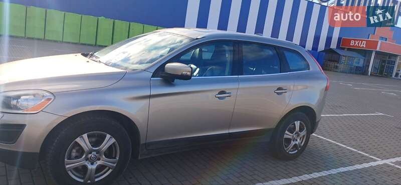 Позашляховик / Кросовер Volvo XC60 2011 в Дубні