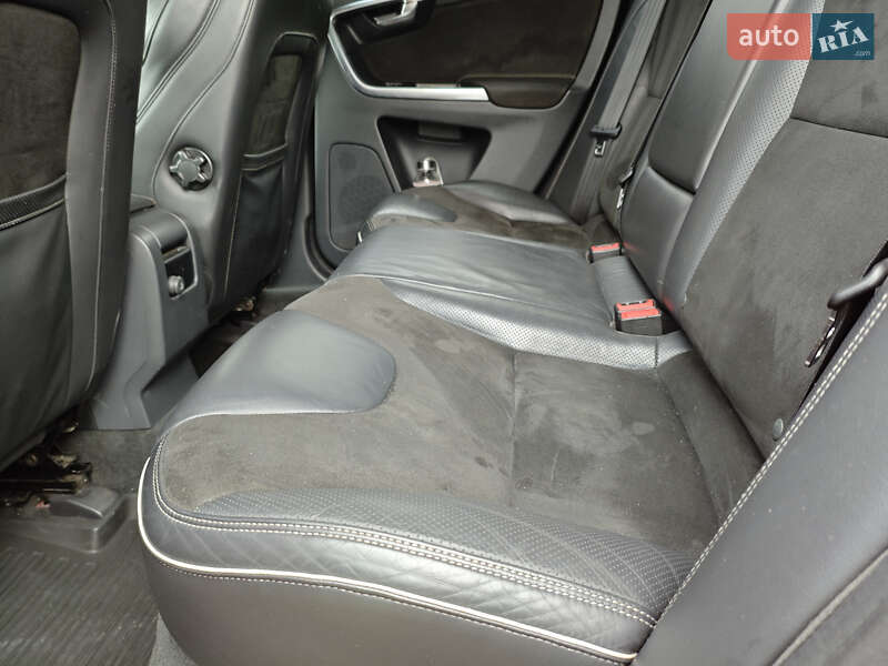 Позашляховик / Кросовер Volvo XC60 2013 в Києві