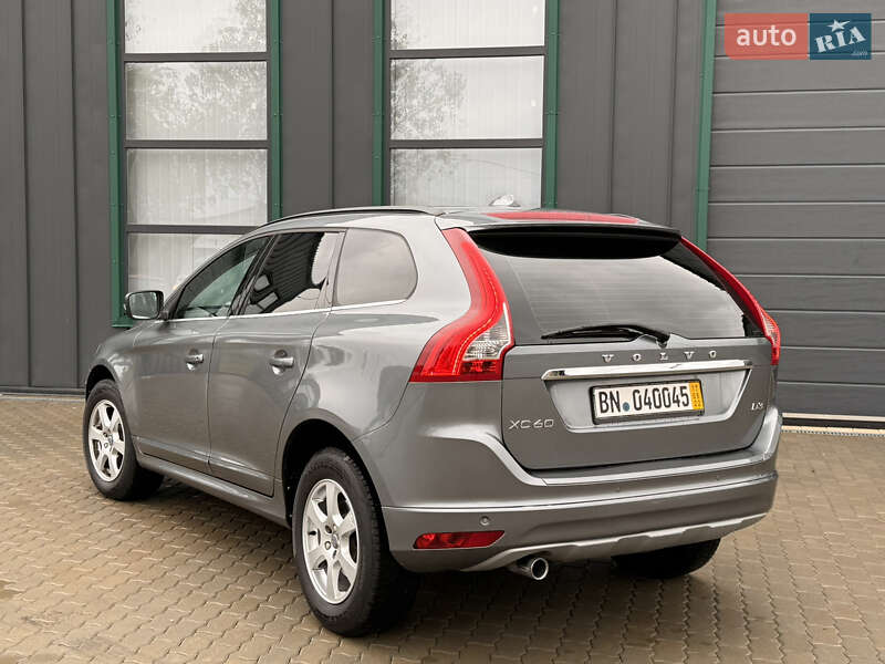Внедорожник / Кроссовер Volvo XC60 2017 в Ивано-Франковске фото 24 Внедорожник / Кроссовер Volvo XC60 2017 в Ивано-Франковске