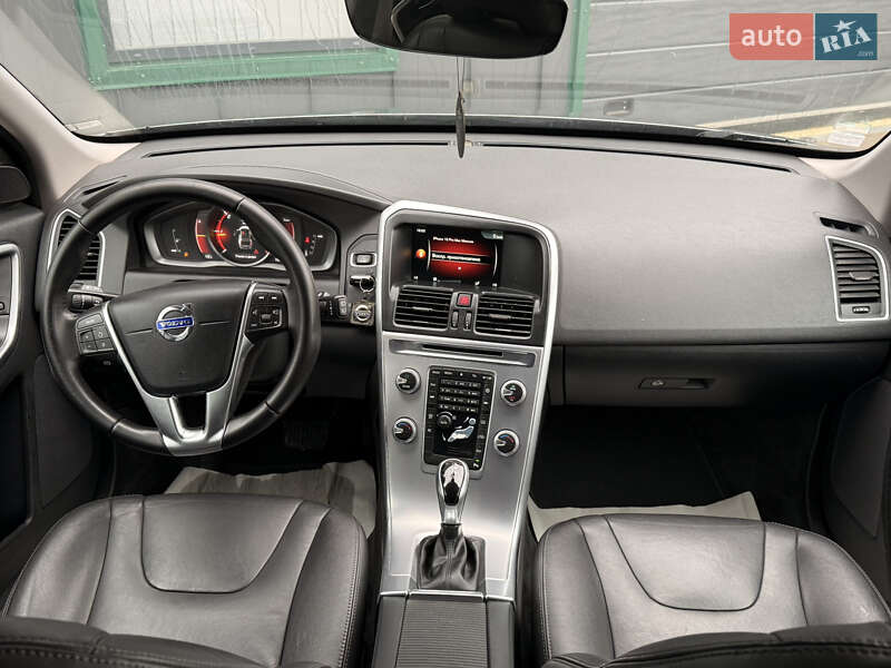 Внедорожник / Кроссовер Volvo XC60 2017 в Ивано-Франковске фото 64 Внедорожник / Кроссовер Volvo XC60 2017 в Ивано-Франковске