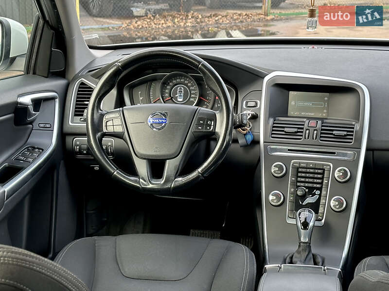 Внедорожник / Кроссовер Volvo XC60 2014 в Киеве фото 12 Внедорожник / Кроссовер Volvo XC60 2014 в Киеве