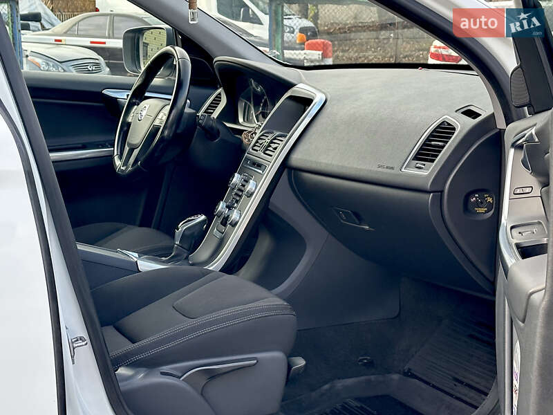 Внедорожник / Кроссовер Volvo XC60 2014 в Киеве фото 18 Внедорожник / Кроссовер Volvo XC60 2014 в Киеве