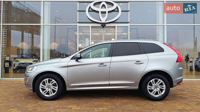 Позашляховик / Кросовер Volvo XC60 2015 в Києві