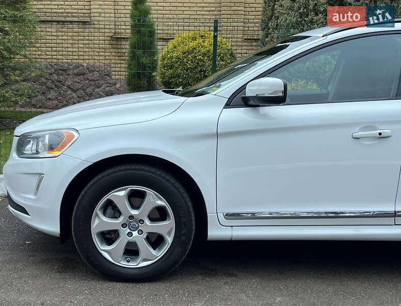 Позашляховик / Кросовер Volvo XC60 2016 в Рівному