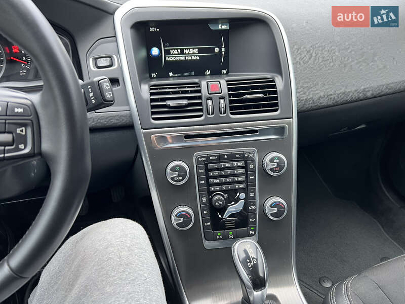 Позашляховик / Кросовер Volvo XC60 2016 в Рівному