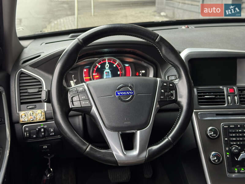 Внедорожник / Кроссовер Volvo XC60 2013 в Киеве фото 16 Внедорожник / Кроссовер Volvo XC60 2013 в Киеве