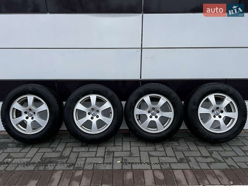 Позашляховик / Кросовер Volvo XC60 2009 в Вараші