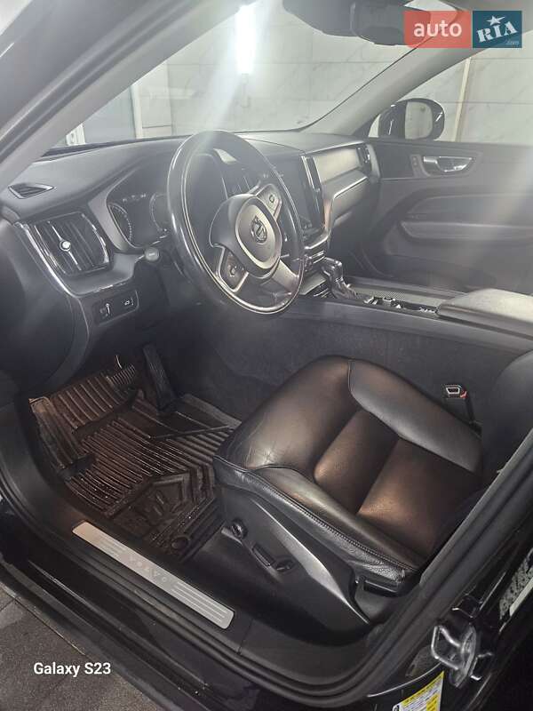 Позашляховик / Кросовер Volvo XC60 2017 в Бродах