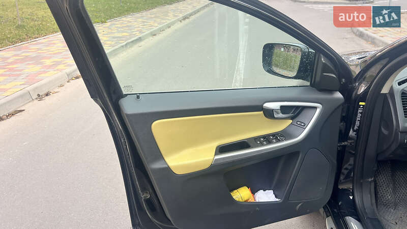 Внедорожник / Кроссовер Volvo XC60 2009 в Тернополе фото 28 Внедорожник / Кроссовер Volvo XC60 2009 в Тернополе