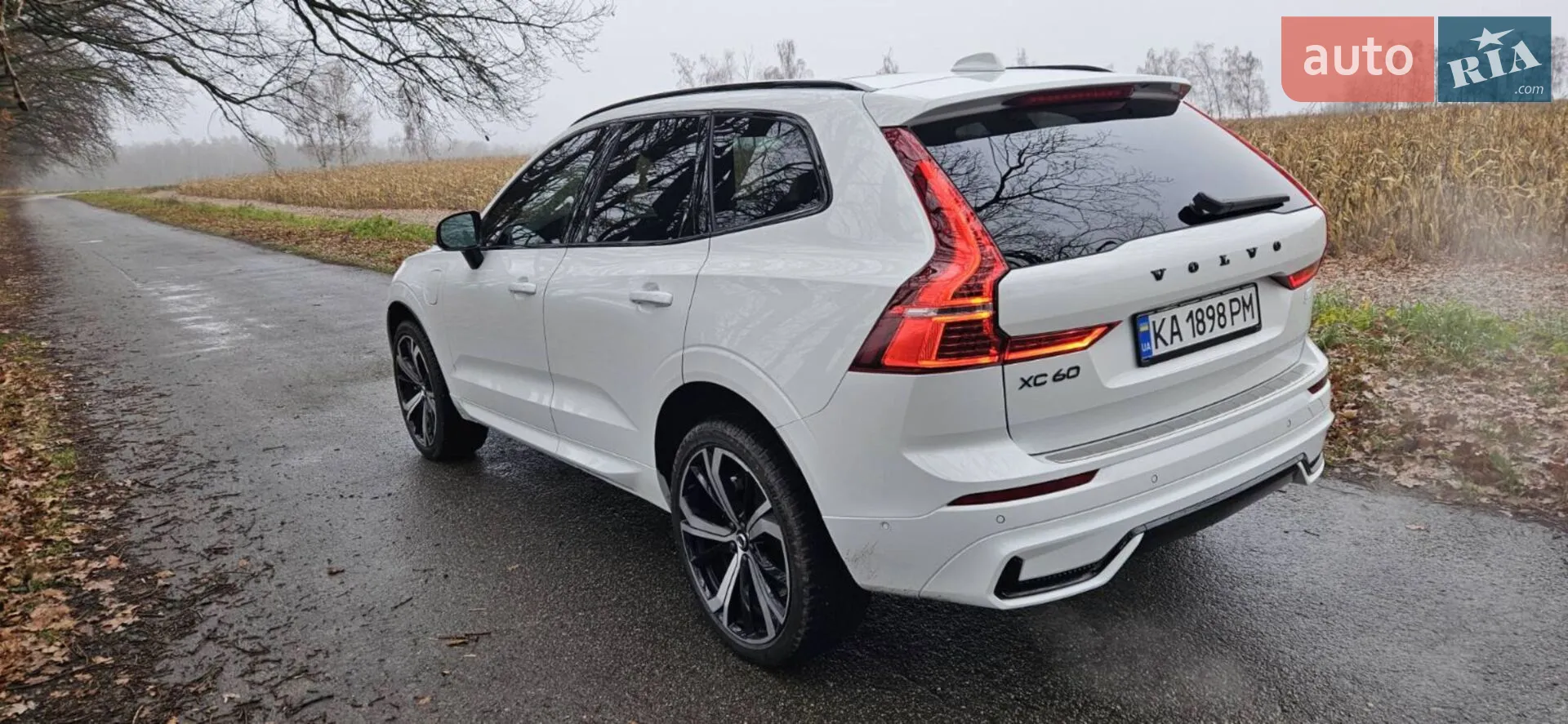 Volvo XC60 2022 VIN YV4H60DM7N1058622 фото оголошення 3 з 17