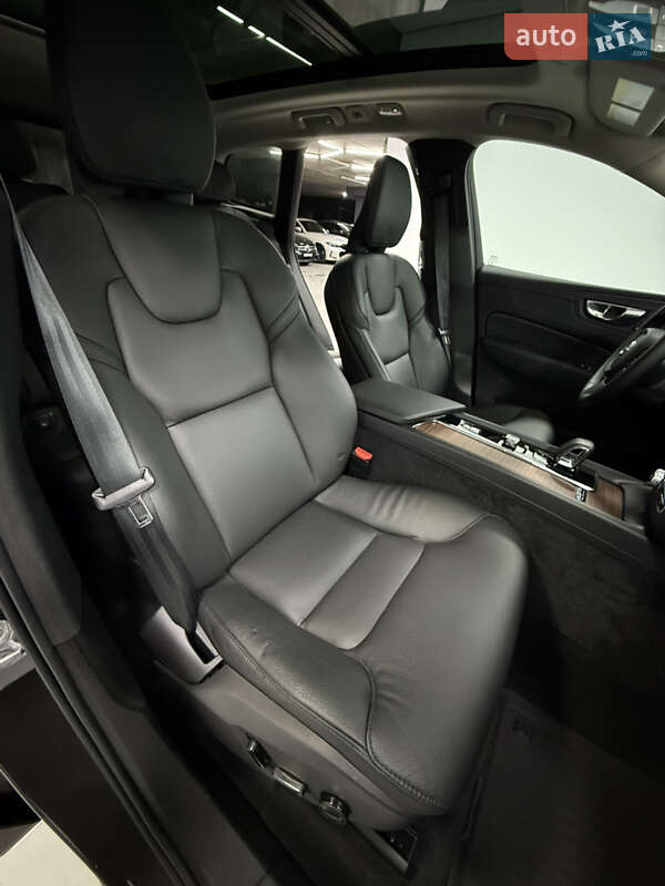 Позашляховик / Кросовер Volvo XC60 2024 в Одесі