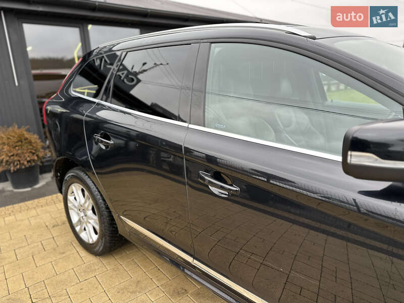 Позашляховик / Кросовер Volvo XC60 2015 в Львові