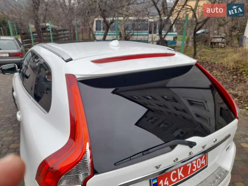 Позашляховик / Кросовер Volvo XC60 2016 в Львові
