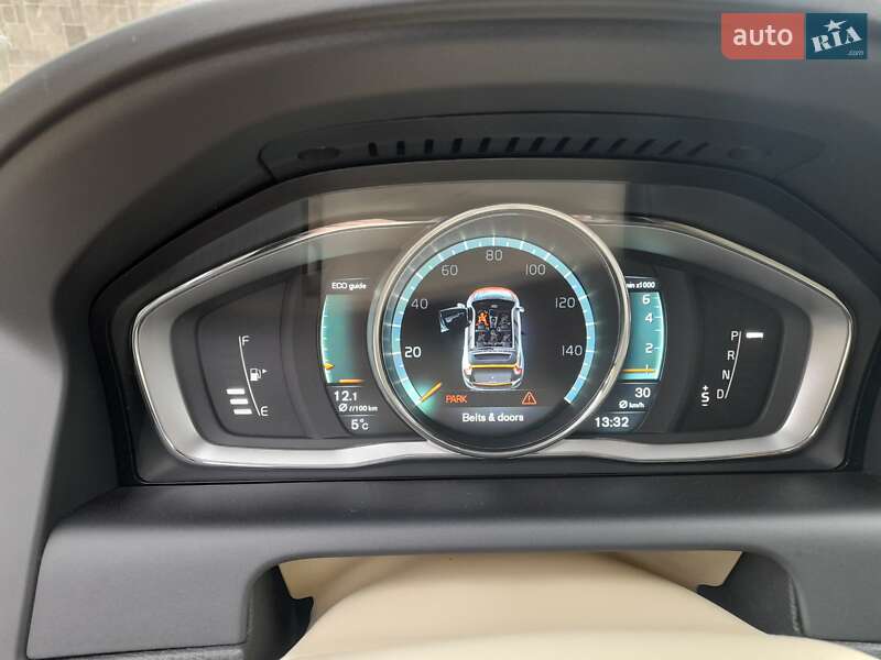 Позашляховик / Кросовер Volvo XC60 2016 в Львові