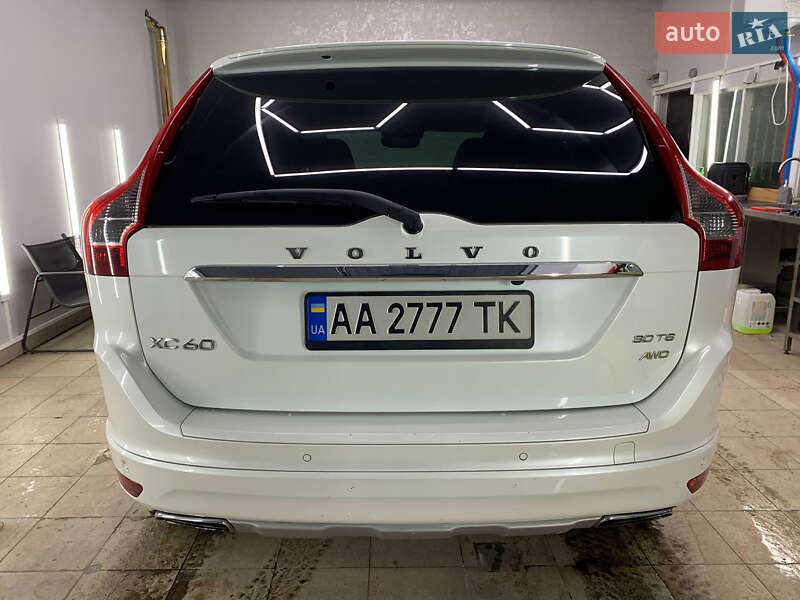 Позашляховик / Кросовер Volvo XC60 2015 в Києві фото 4 Позашляховик / Кросовер Volvo XC60 2015 в Києві