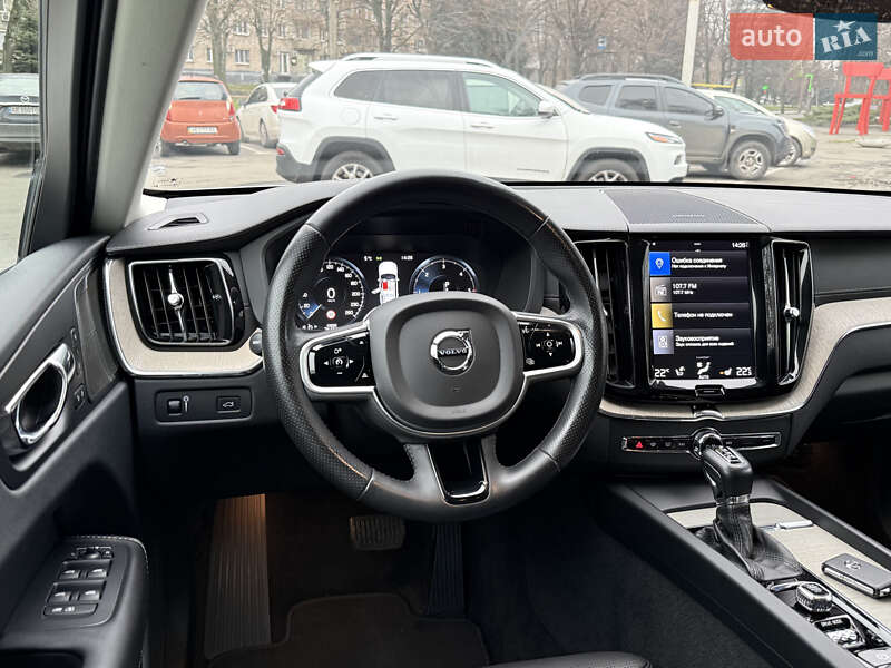 Внедорожник / Кроссовер Volvo XC60 2018 в Днепре фото 21 Внедорожник / Кроссовер Volvo XC60 2018 в Днепре