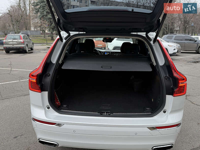Внедорожник / Кроссовер Volvo XC60 2018 в Днепре фото 43 Внедорожник / Кроссовер Volvo XC60 2018 в Днепре