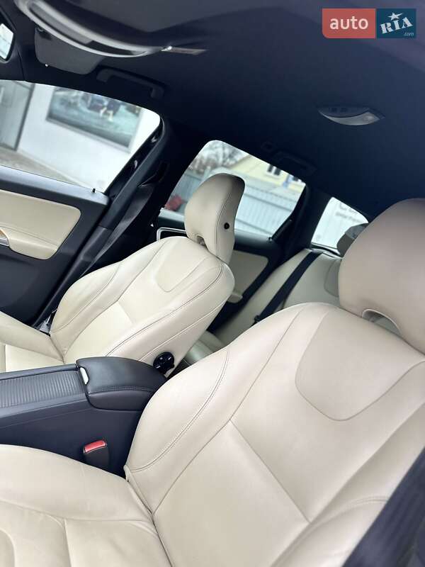 Позашляховик / Кросовер Volvo XC60 2014 в Полтаві