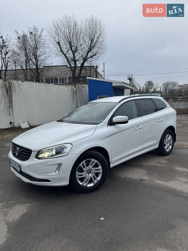 Volvo XC60 2015