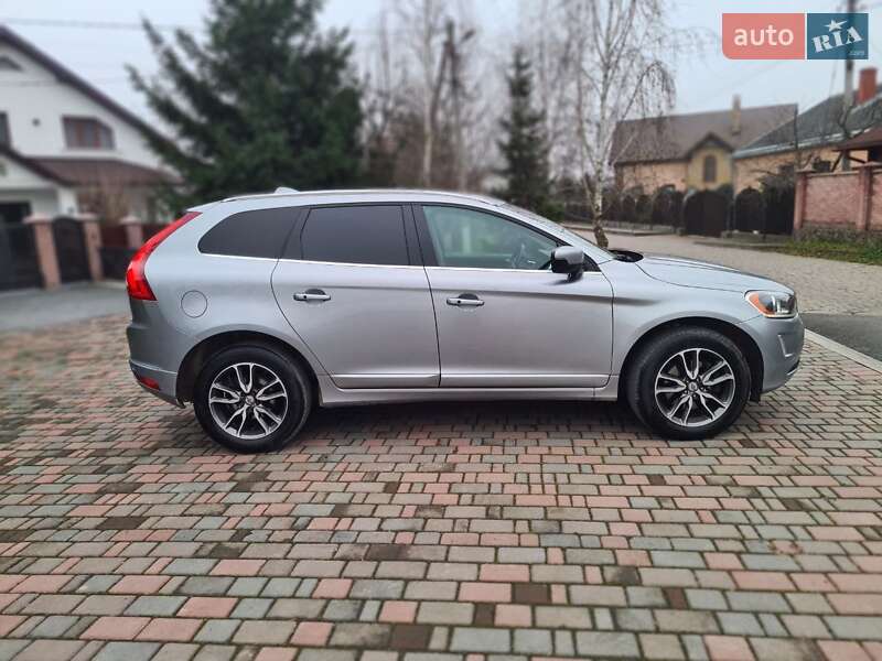 Внедорожник / Кроссовер Volvo XC60 2011 в Ивано-Франковске