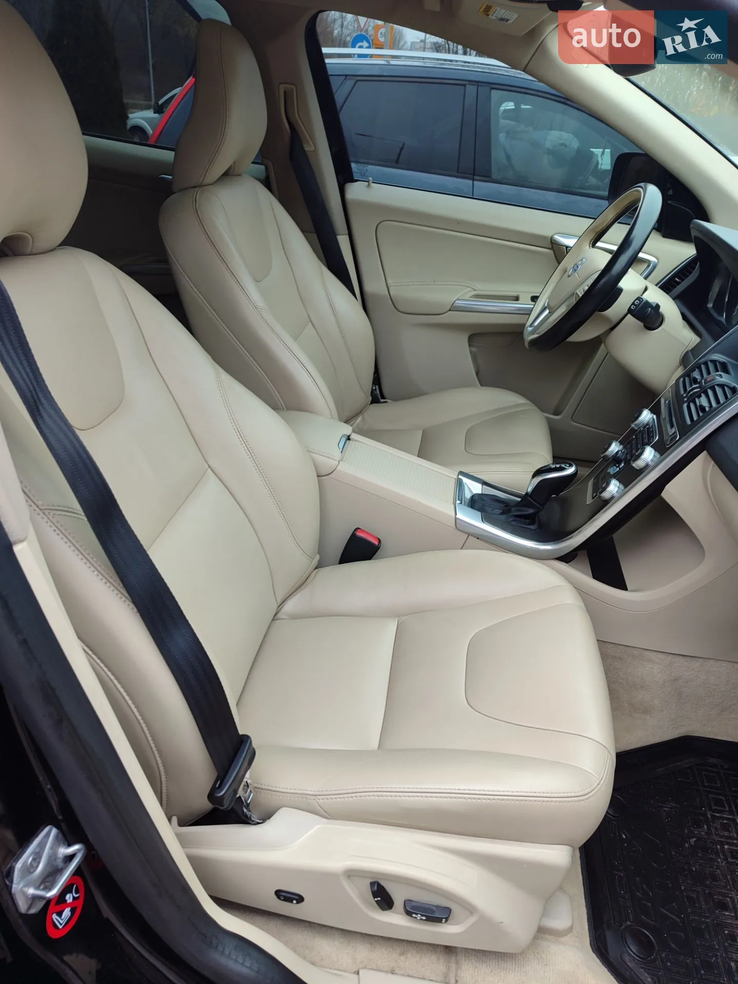 2015 Volvo XC60 - мініатюра 16