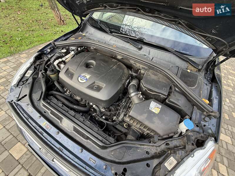 Внедорожник / Кроссовер Volvo XC60 2014 в Одессе