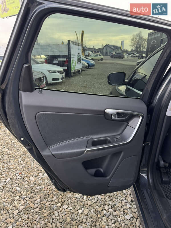 Внедорожник / Кроссовер Volvo XC60 2013 в Ивано-Франковске фото 20 Внедорожник / Кроссовер Volvo XC60 2013 в Ивано-Франковске