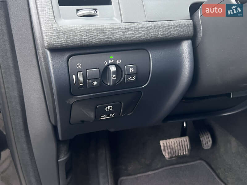 Позашляховик / Кросовер Volvo XC60 2011 в Нововолинську