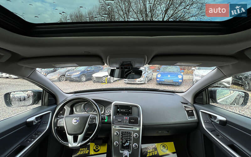 Позашляховик / Кросовер Volvo XC60 2015 в Львові фото 12 Позашляховик / Кросовер Volvo XC60 2015 в Львові