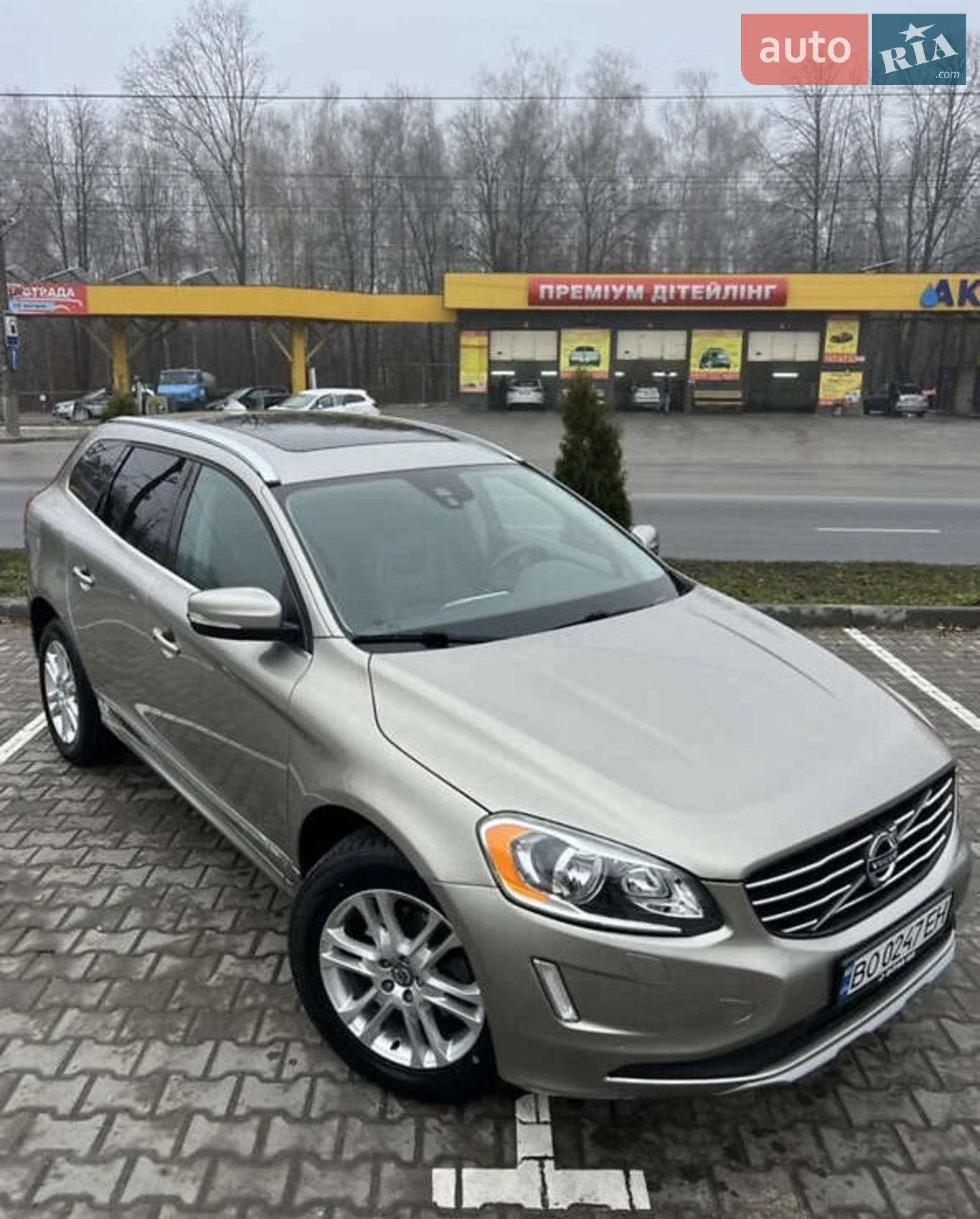 2015 Volvo XC60 - фото 1