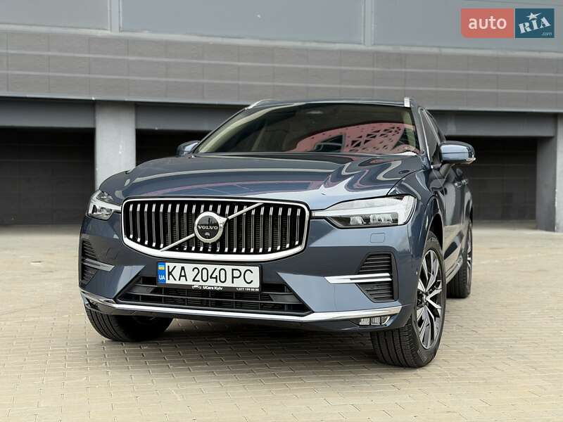 Внедорожник / Кроссовер Volvo XC60 2023 в Киеве