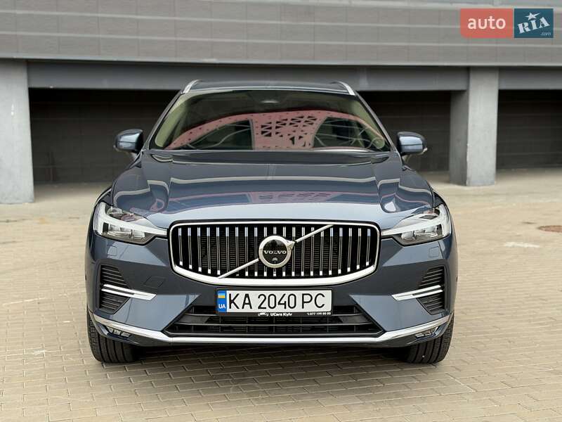 Внедорожник / Кроссовер Volvo XC60 2023 в Киеве