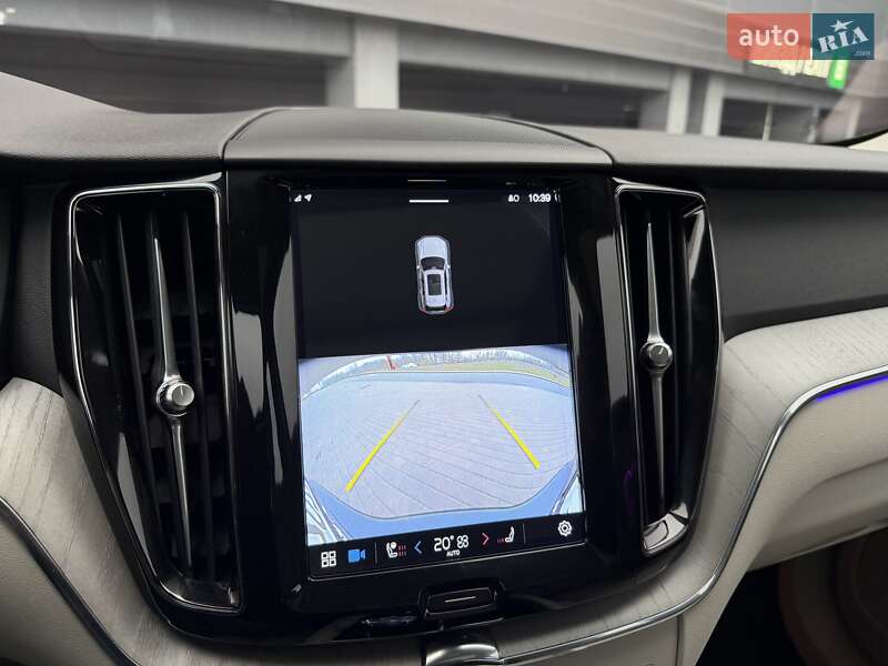 Внедорожник / Кроссовер Volvo XC60 2023 в Киеве